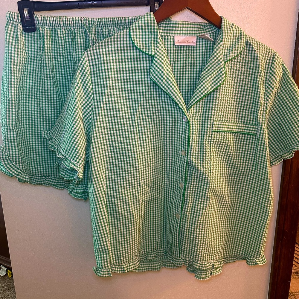 Vintage Green Gingham Women's Shorts Set - Relaxed Pajama Top & Shorts